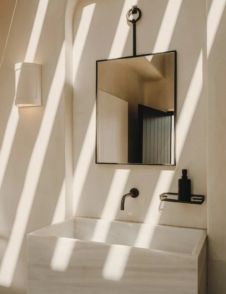 Kalesma-Suite-1-bedroom-©Salva-Lopez-2_760990.jpg