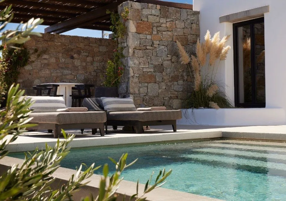 Kalesma-Suite-1-bedroom-©Vangelis-Paterakis-1_overview.jpg